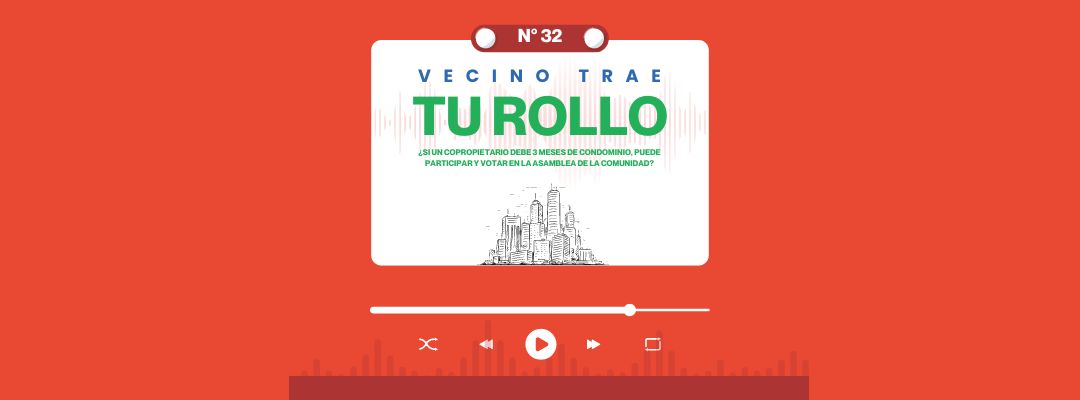 ¿Si un copropietario debe 3 meses de condominio, puede participar y votar en la asamblea de la comunidad?